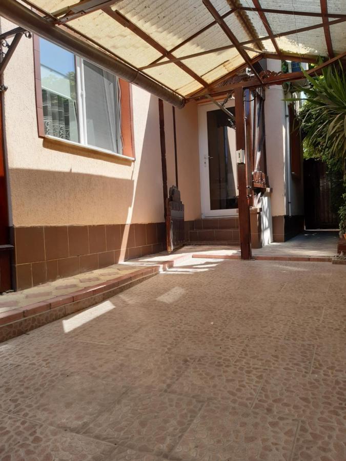 Апартаменты Casa Silvia Констанца Экстерьер фото